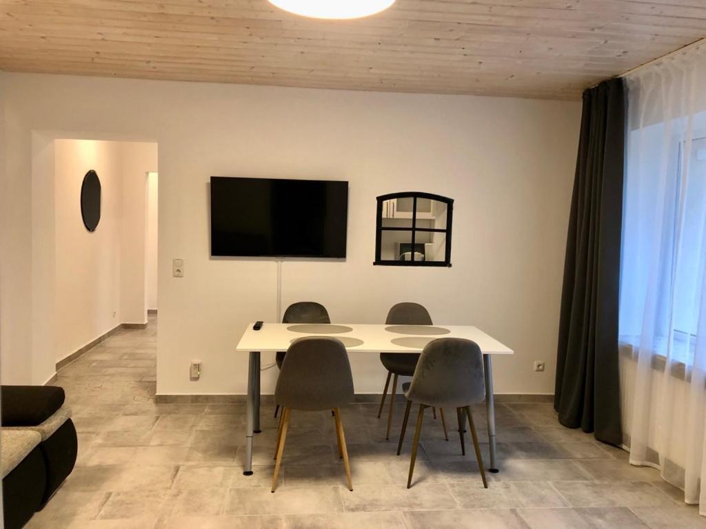 Erdgeschoss-Appartement Mit Seeblick Ahrensbok Екстер'єр фото