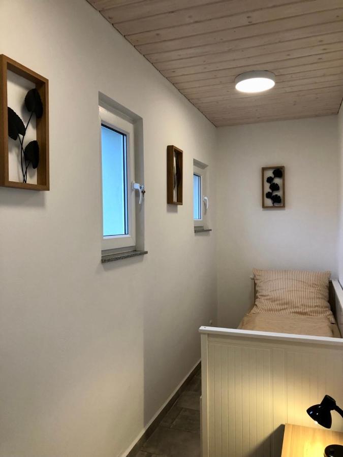 Erdgeschoss-Appartement Mit Seeblick Ahrensbok Екстер'єр фото