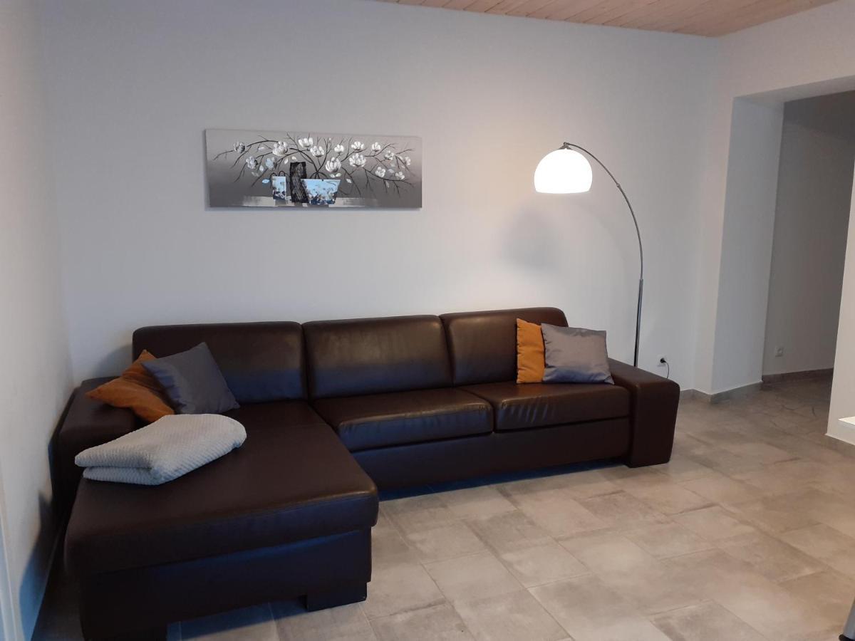 Erdgeschoss-Appartement Mit Seeblick Ahrensbok Екстер'єр фото