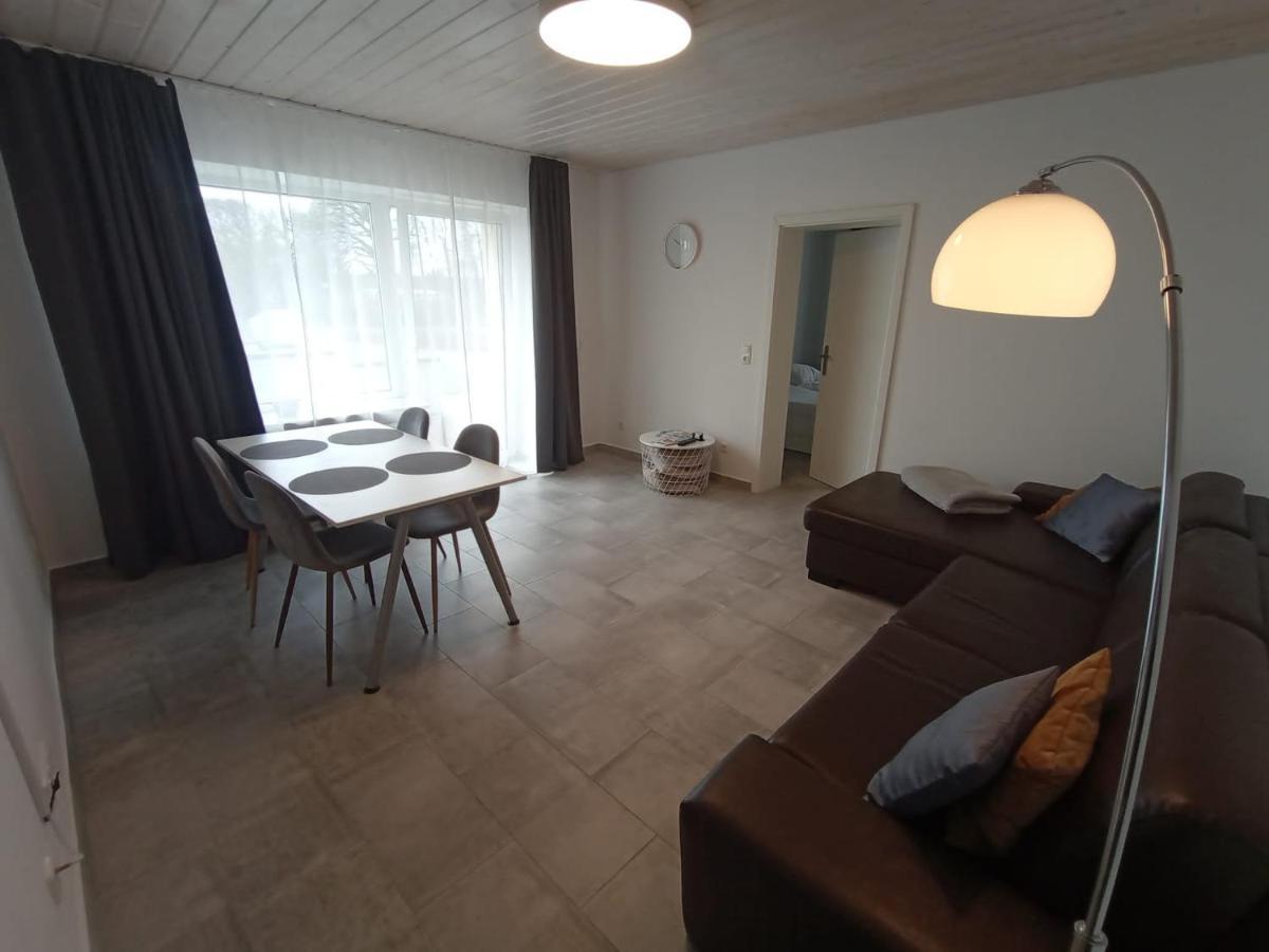 Erdgeschoss-Appartement Mit Seeblick Ahrensbok Екстер'єр фото